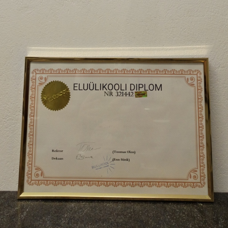 tühi diplom uue allkirjaga.jpg